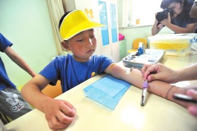 儿慈会拟开通平台资助地震孤儿在京上私立学校
