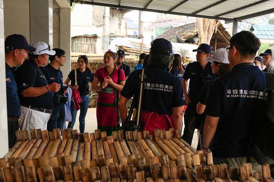 800余年世代传承的傣纸手工制作工序